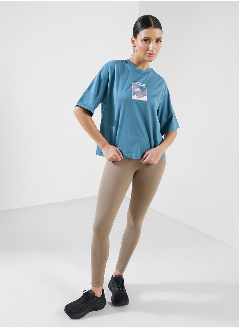 New Balance - Athletic Hoop Seasonal T-Shirt - Image 1