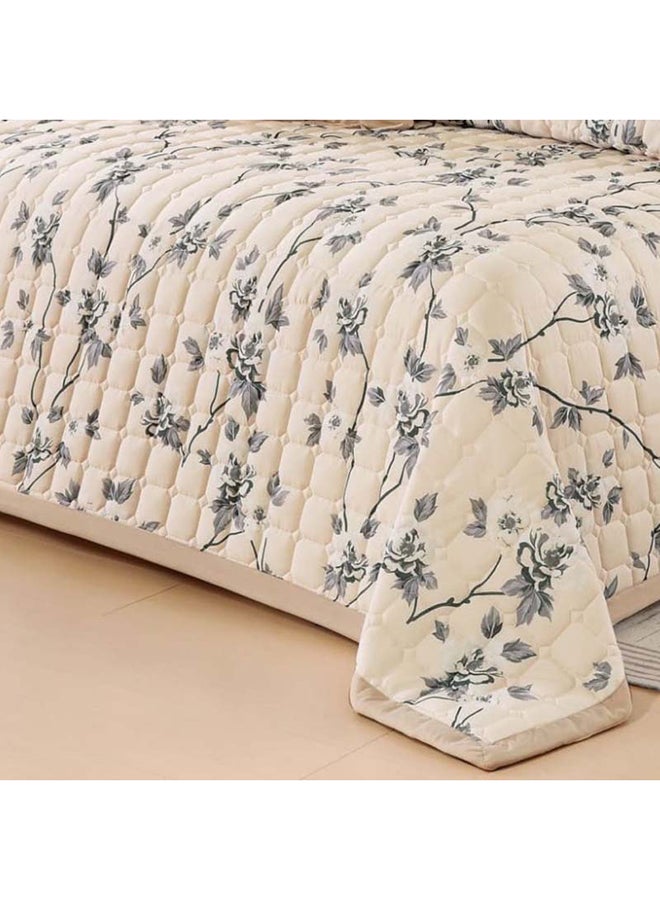 صوفيا | طقم مفرش مجوز مزهر مضغوط  6 قطع 240*220 سم  مزهر فضي & بيج - Image 3