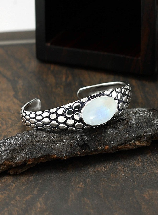 Sterling Silver Jewelry سوار كف من حجر القمر الطبيعي للرجال والنساء - مجوهرات بوهو قابلة للتعديل مطلية بالفضة 925 مصنوعة يدويًا - سوار بياني من حجر كريم أبيض لمواليد يونيو - هدية عيد الحب له ولها - Image 5