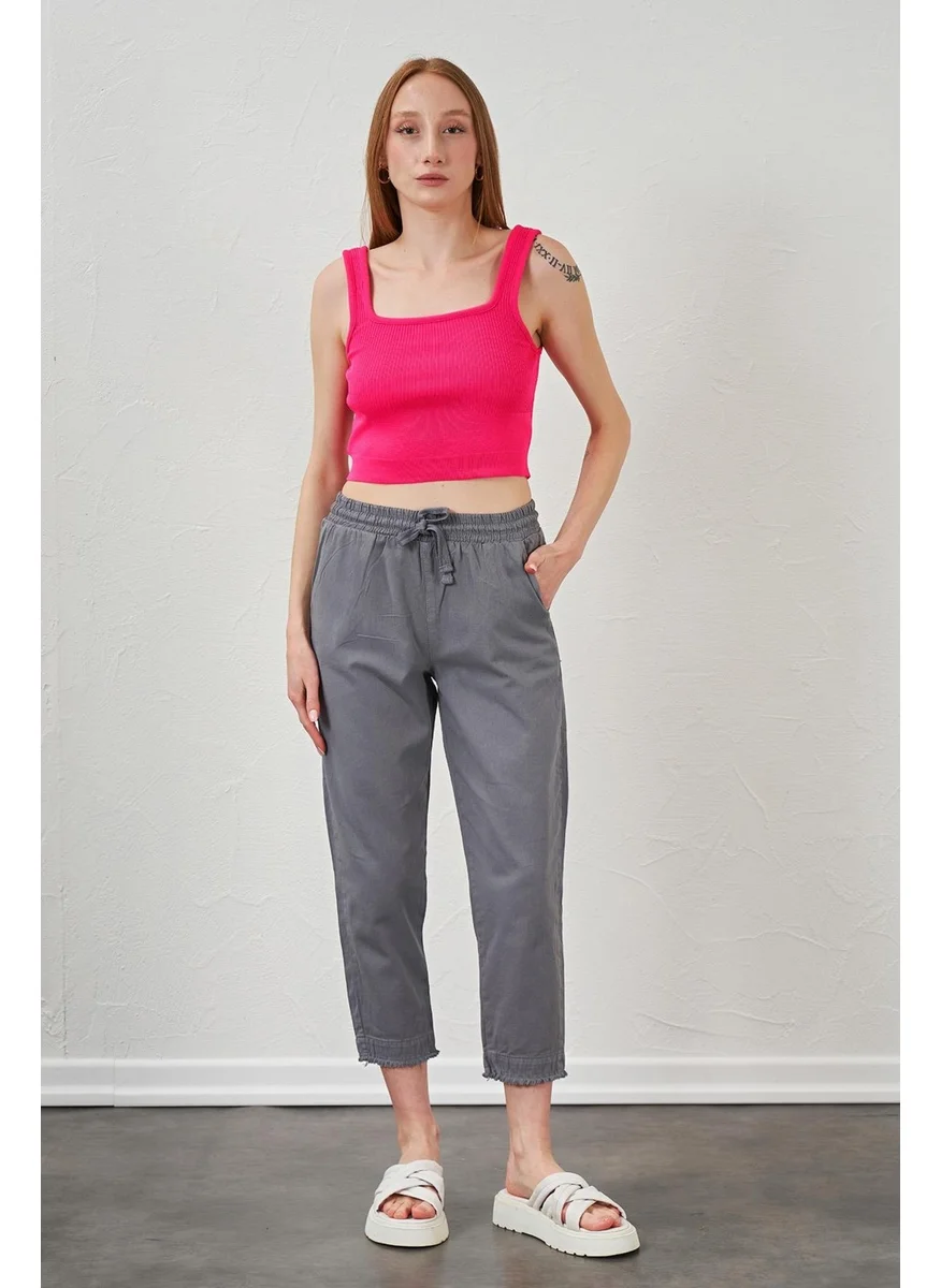 Tena Women's Gray Ankle Dirty Stitched Gabardine Trousers