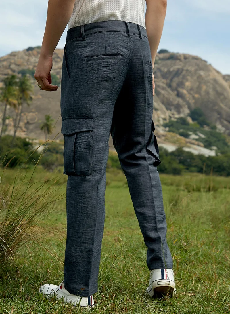 Campus Sutra Men's Charcoal Black Crinkled Utility Trousers