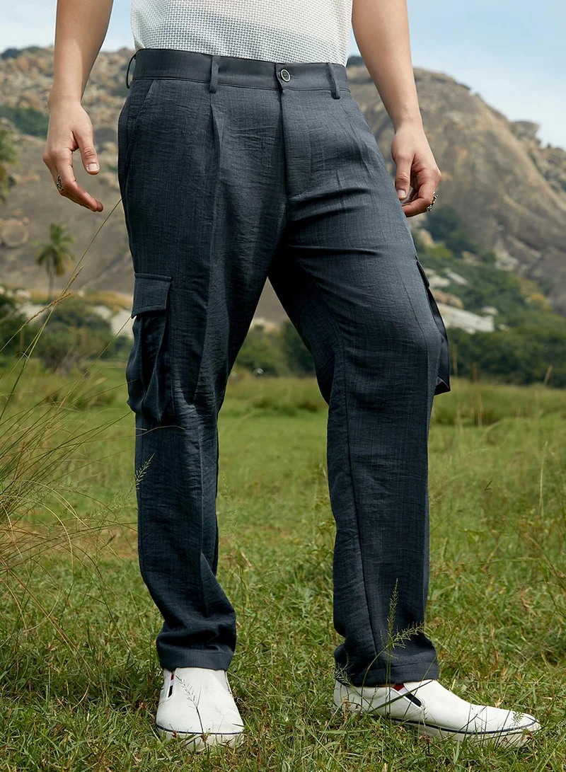 Campus Sutra Men's Charcoal Black Crinkled Utility Trousers
