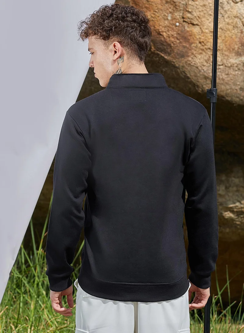 Campus Sutra Men's Black Zip-Front Jacket With Quilted Detail
