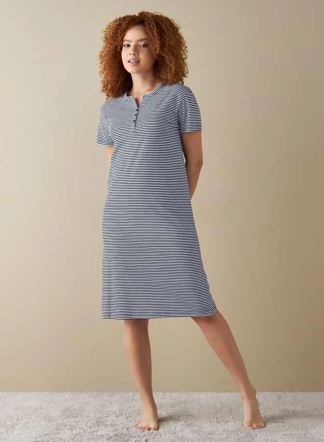 سبلاش فيڤ All-Over Striped Print Sleepshirt with Henley Neck and Short Sleeves