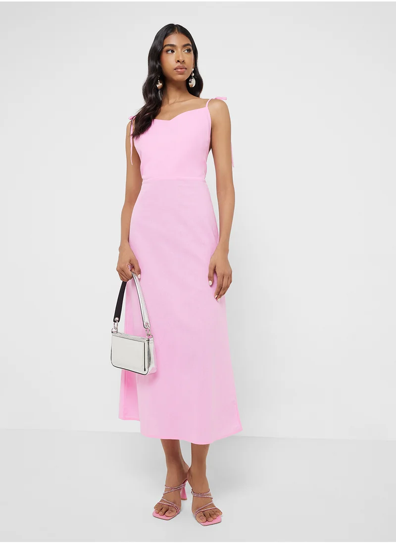 جينجر Strappy Backless Slip Dress