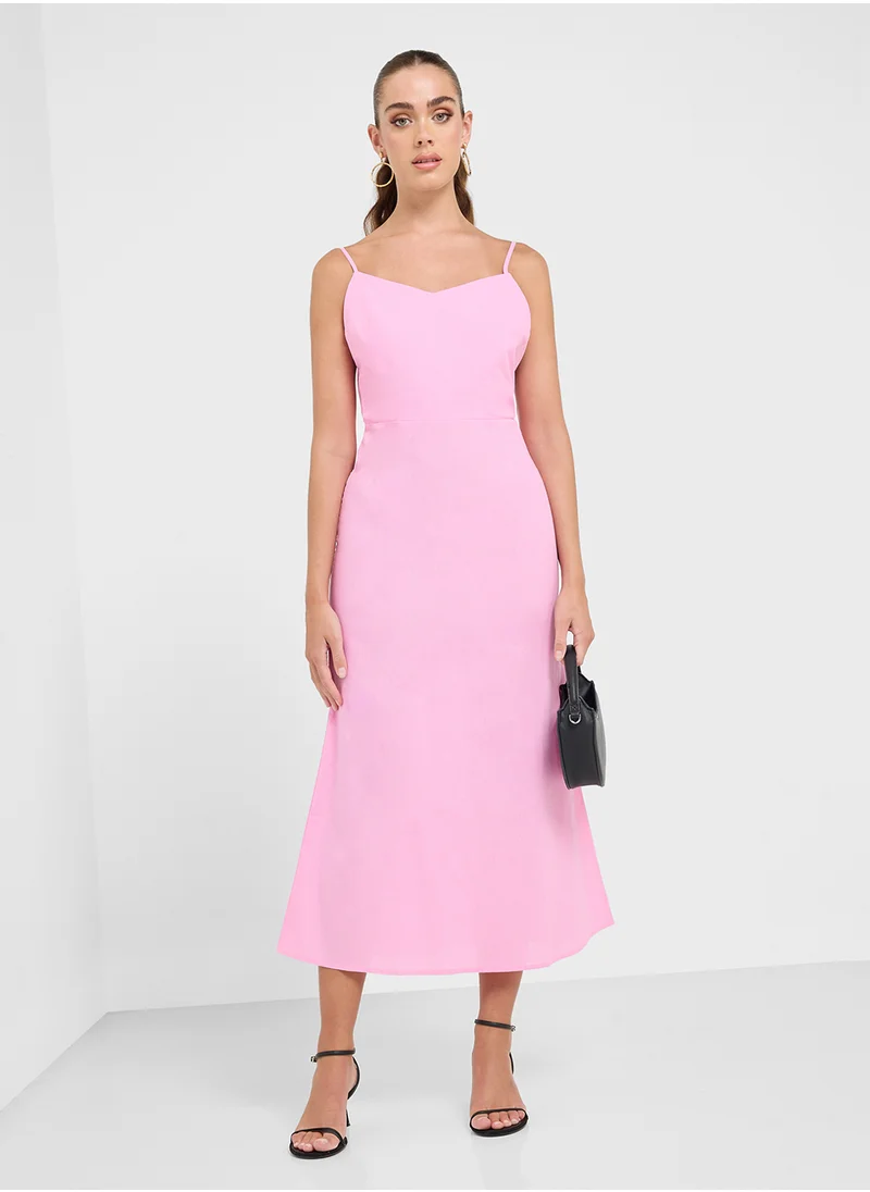 جينجر Strappy Backless Slip Dress
