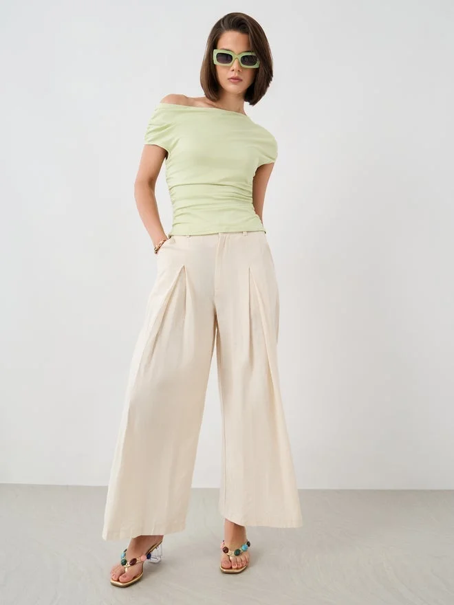 Take Two Take Two Solid One Shoulder Knitted Top