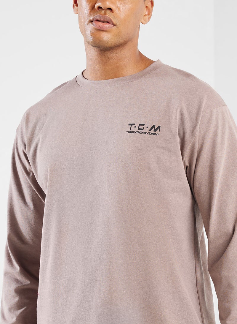 ذا جيفينج موفمنت تيشيرت بشعار - Image 3