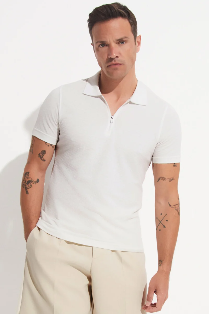JUNE Men's Regular Fit Zippered Collar T-Shirt