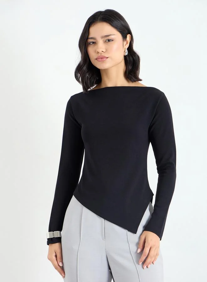 Styli Styli Black Asymmetric Hem Knit Top