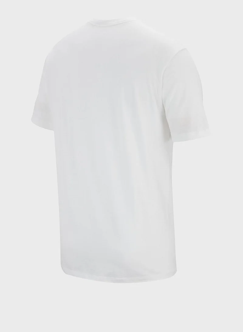 Nike NSW Club T-Shirt