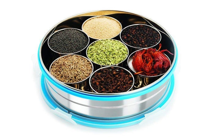 STAINLESS STEEL SPICE CONTAINERMASALA DABBA WITH STAINLESS STEEL WATI SILVER MS02