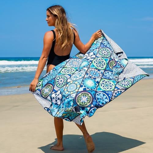 Elite Trend Quick Dry Towel Extra Large 78x35 Inch - Microfiber Beach Towel - Perfect for Beach, Travel, Swimming, Pool, Yoga, Hiking, Camping - Lightweight, Fast Drying, Compact for Adults (Artsy) - Image 2