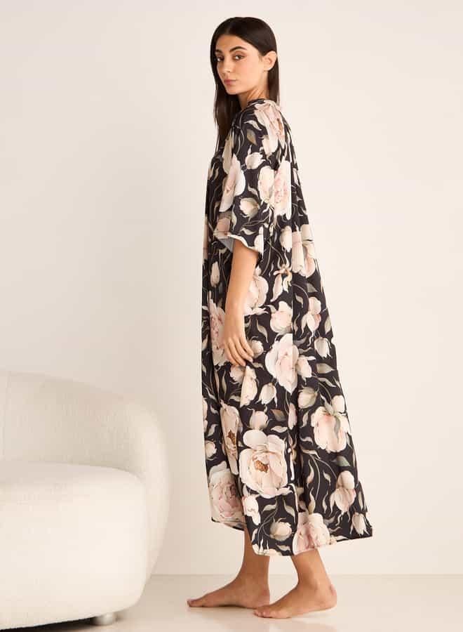 سبلاش فيڤ فستان نوم بطبعة زهور مع ياقة وأكمام ثلاثة أرباع - Image 4