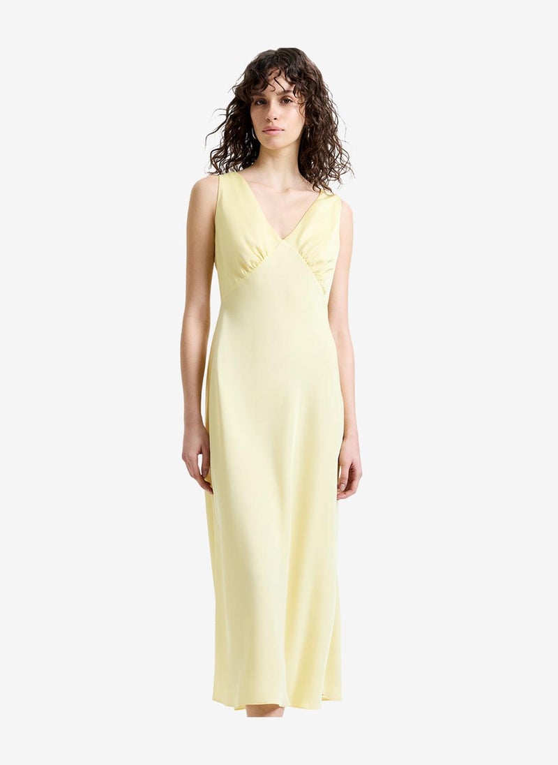 French Connection Women's Bernice Satin Twill Butter Yellow Midi Slip Dress - Image 4