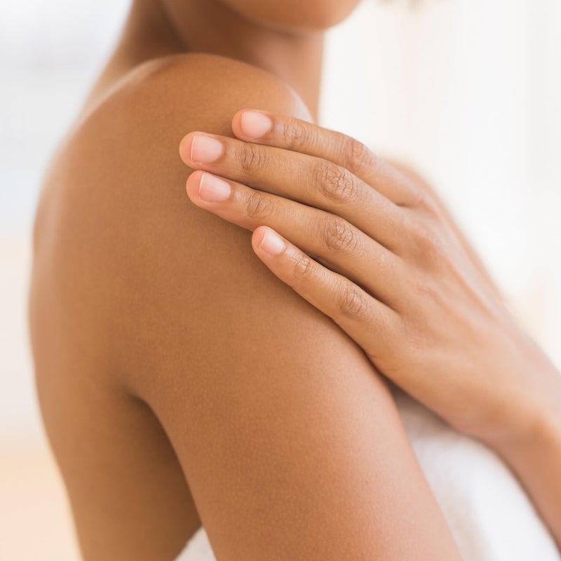 Olay Body Wash for Women, Ultra Moisture, 24hr Moisturizing, Hydrating & Refreshing, B3 Vitamin Complex, Free of Parabens & Phthalates, For All Skin Types, Coconut Oil Scent, 22 fl oz (Pack of 4) - Image 5