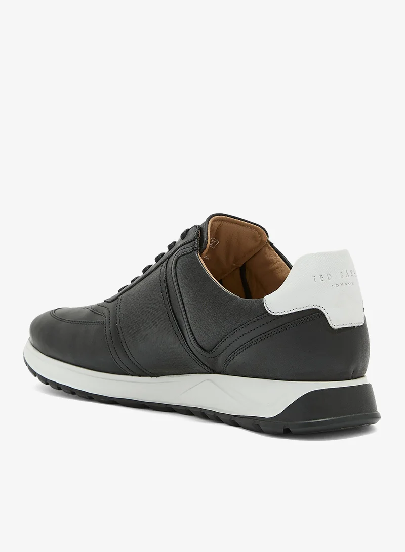 تيد بيكر سنيكرز فرينا برباط وطول منخفض