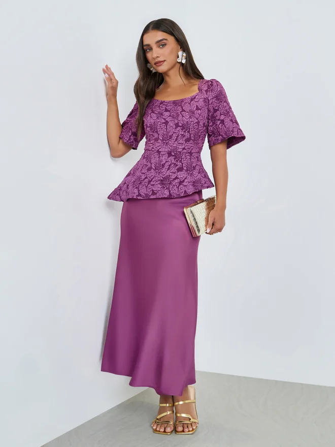 Styli Magenta Jacquard Puff Sleeve Maxi Dress