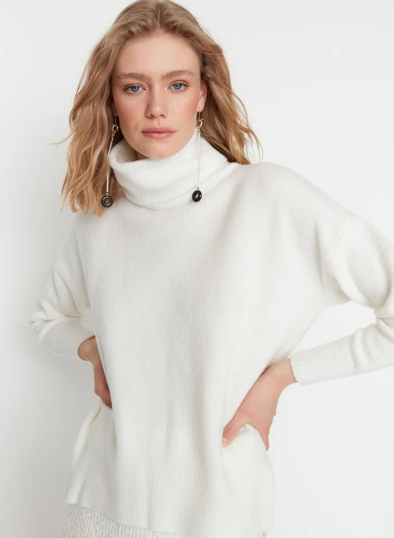 trendyol Roll Neck Textured Sweater