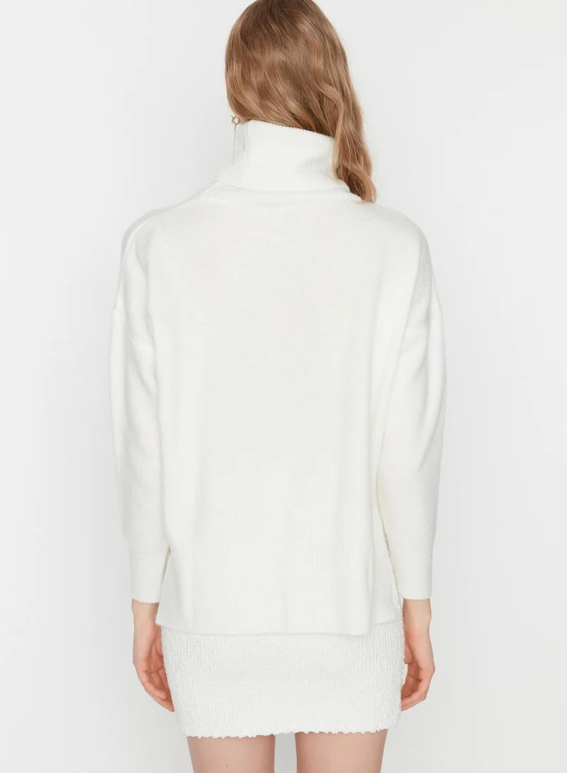 trendyol Roll Neck Textured Sweater