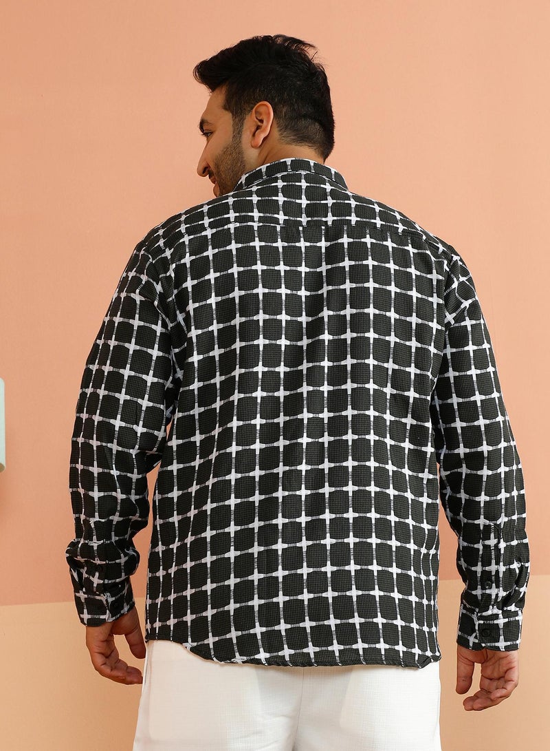 Instafab Plus Men's Olive Green Graph-Weave Shirt For Casual Wear | Spread Collar | Long Cuffed Sleeves | Button Closure | Plus Size Shirt Crafted With Comfort Fit For Everyday Wear - Image 5