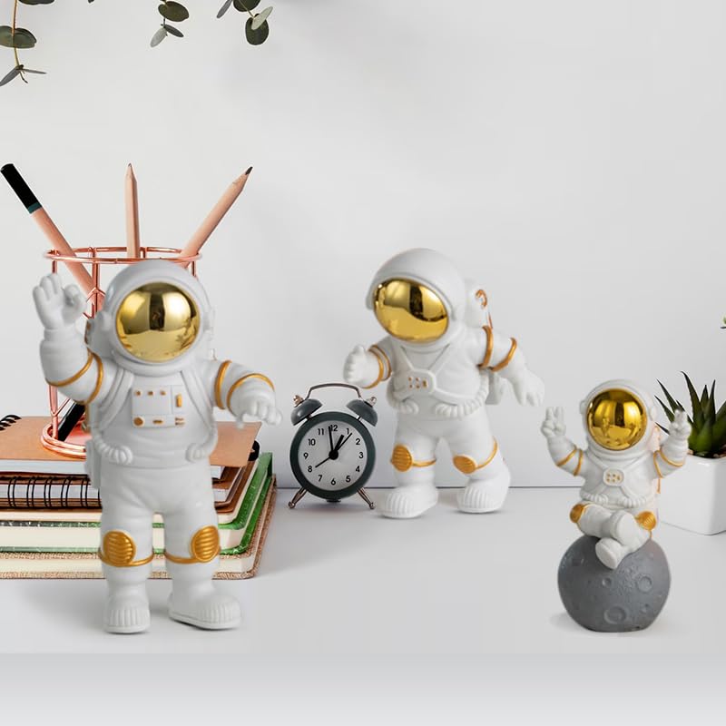 Street27 Polyvinyl Chloride 3Pcs Astronaut Action Figurine Home Decor Astronaut Statue Study Office Desk Decor Showpiece Gift Decoration Accessories Outer Space Pvc Sculpture(Golden) - Image 4