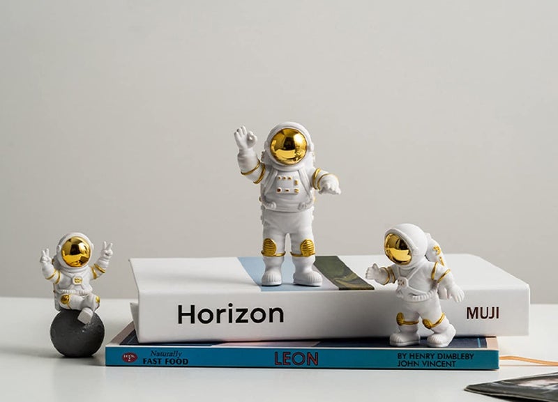 Street27 Polyvinyl Chloride 3Pcs Astronaut Action Figurine Home Decor Astronaut Statue Study Office Desk Decor Showpiece Gift Decoration Accessories Outer Space Pvc Sculpture(Golden) - Image 3