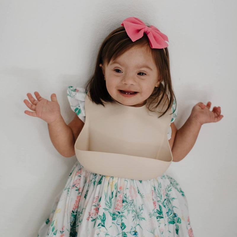 mushie Silicone Baby Bib | Adjustable Fit Waterproof Bibs (Shifting Sand) - Image 5