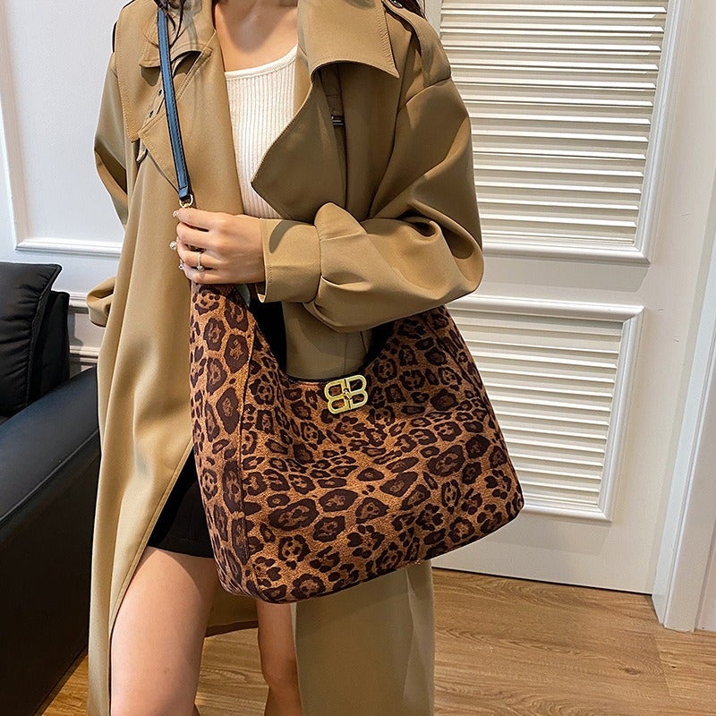 Shoulder Bag Women'S Large Capacity Casual Texted Leopard Print Tote Bag Fashionable All-Match Western Style Crossbody Bag - Image 3
