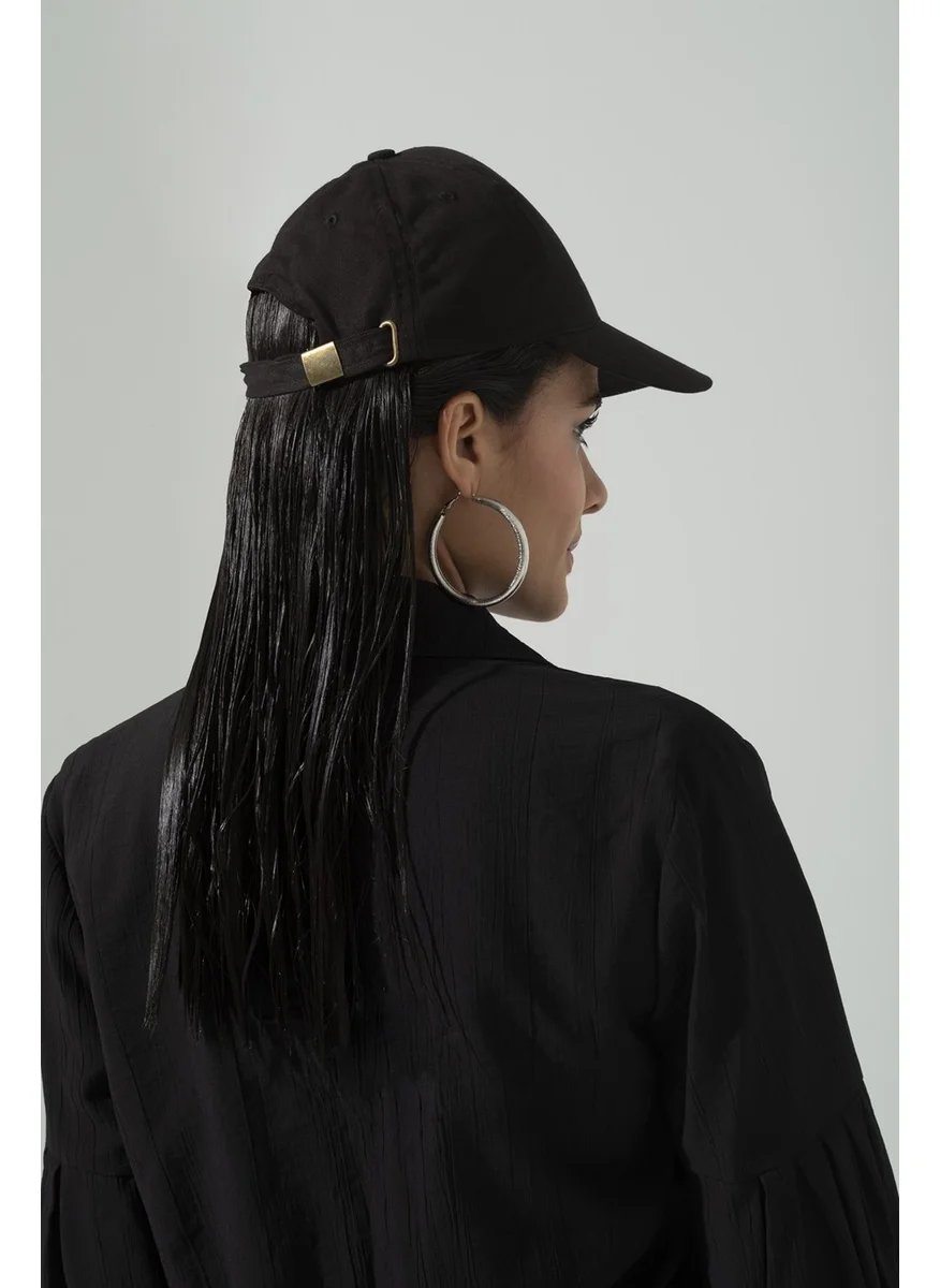 For You Accessories Body Embroidered Peaked Baseball Black Hat S27108