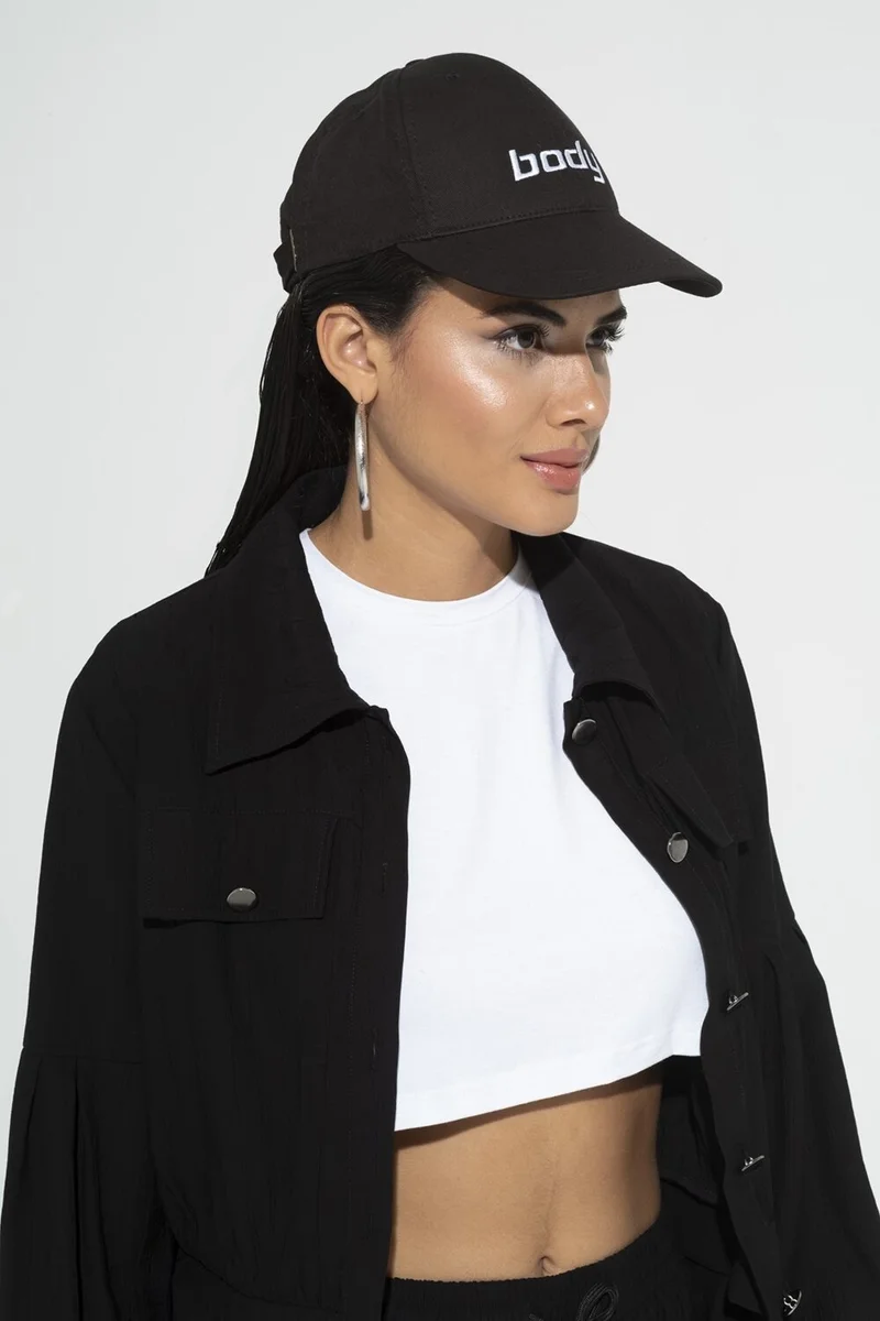 فور يو اكسسوريز Body Embroidered Peaked Baseball Black Hat S27108