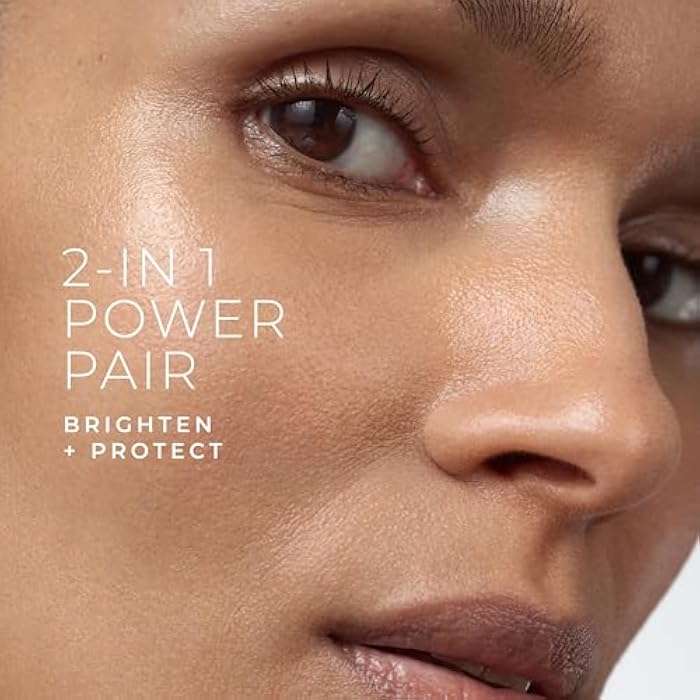 RoC Multi Correxion Revive + Glow Vitamin C Sunscreen Broad Spectrum SPF 30 Face Moisturizer (1.7 oz) with Retinol Eye Cream Packette - Image 2