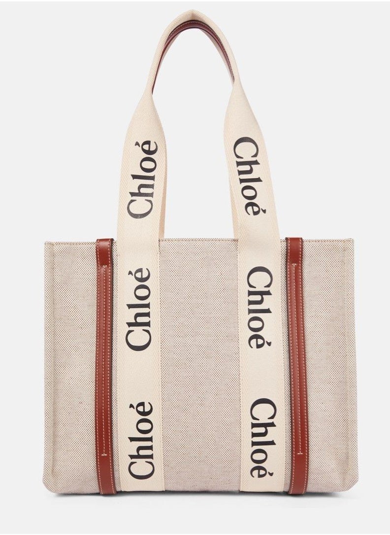 Chloe - Chloé Woody Tote Bag In Cotton Canvas - Image 1