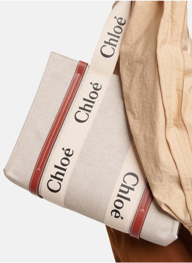 Chloe - Chloé Woody Tote Bag In Cotton Canvas - Image 1
