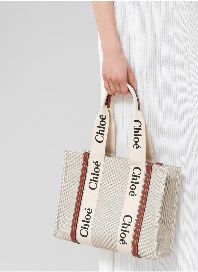 Chloe - Chloé Woody Tote Bag In Cotton Canvas - Image 1