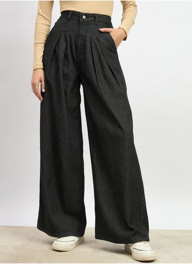 ستايلي Mid Rise Wide Leg Pleated Jeans