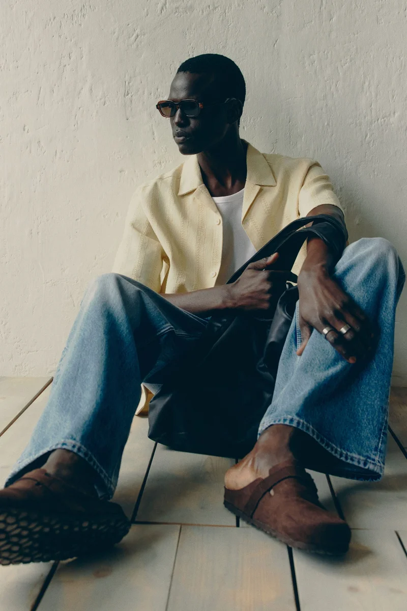 اتش اند ام قميص ريزورت بقصّة عادية