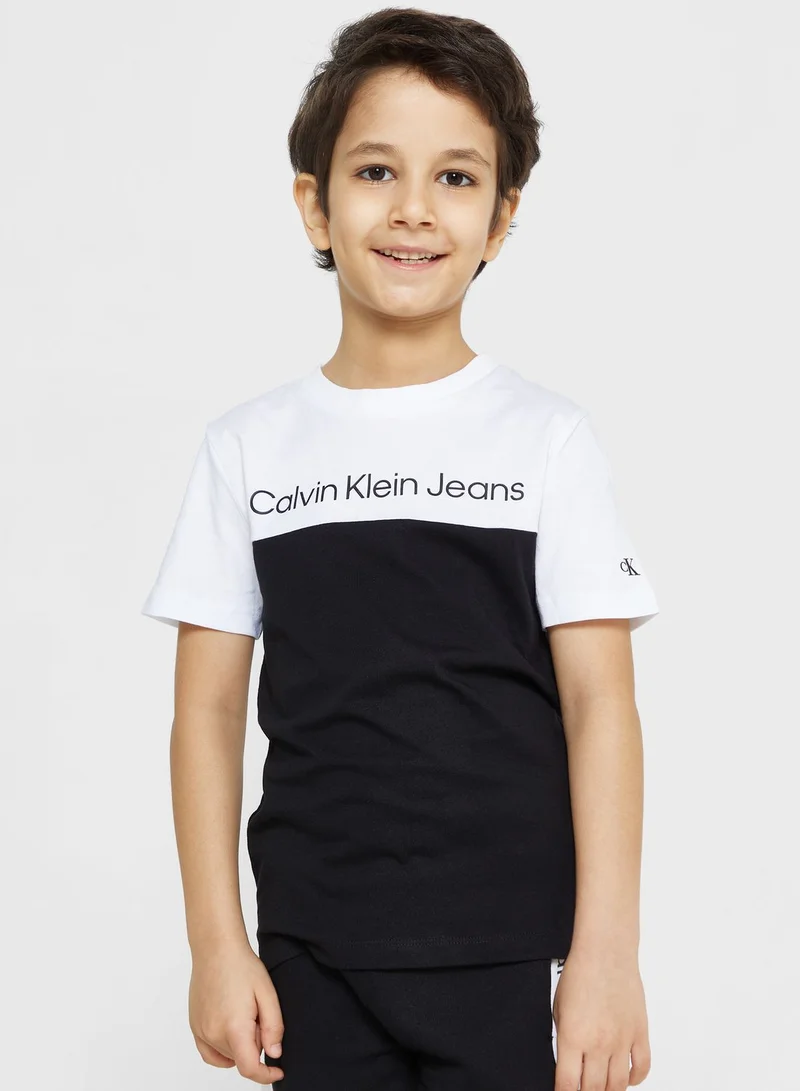 Calvin Klein Jeans Kids Color Block T-Shirt & Shorts Set