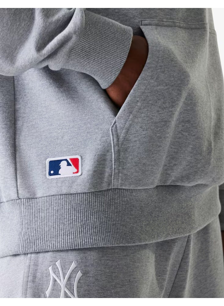 NEW ERA MLB League Essential Oversized New York Yankees Hoodie - Image 4