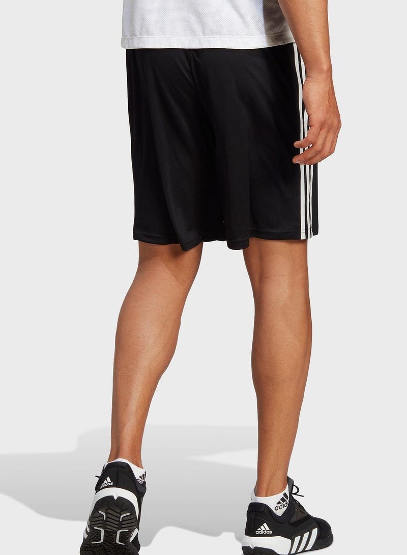 اديداس شورت تدريب رجالي أساسي بيكيه بثلاث خطوط - Image 2