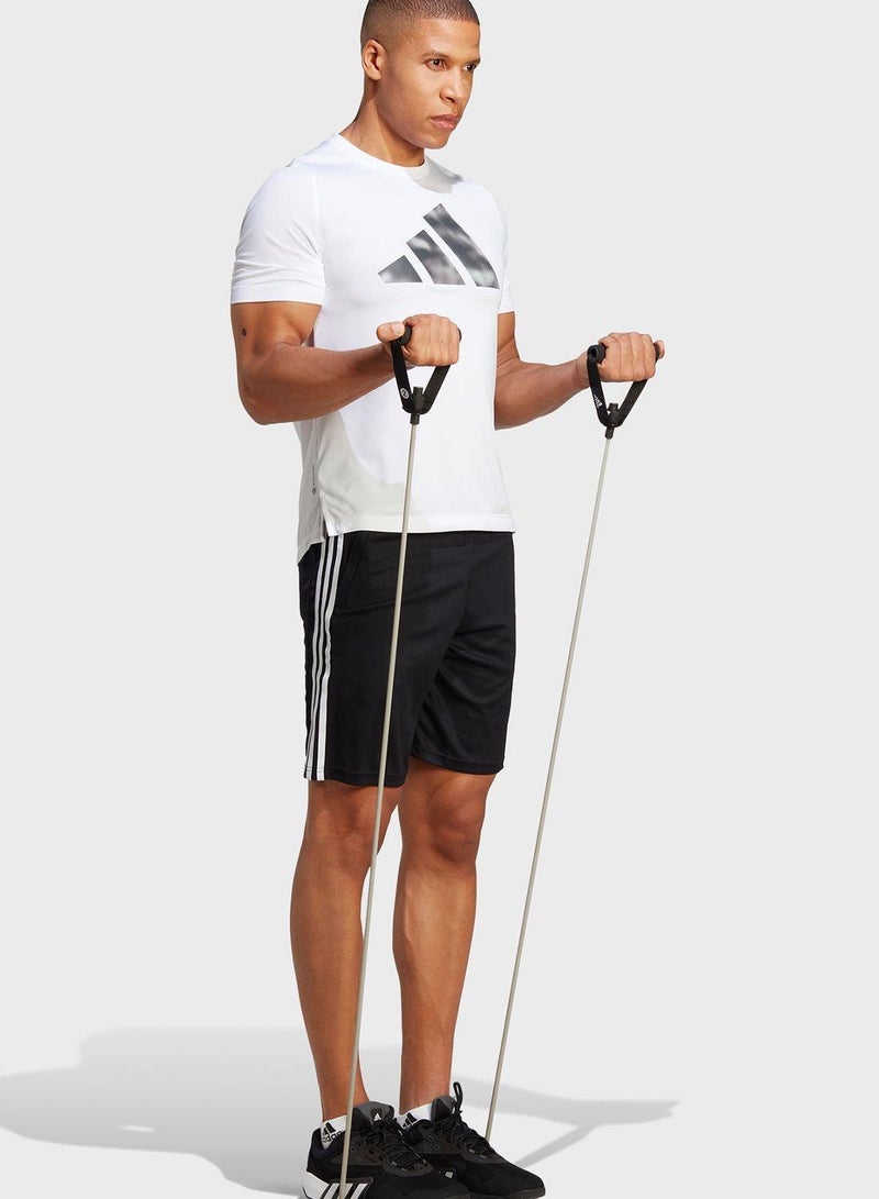 اديداس شورت تدريب رجالي أساسي بيكيه بثلاث خطوط - Image 5