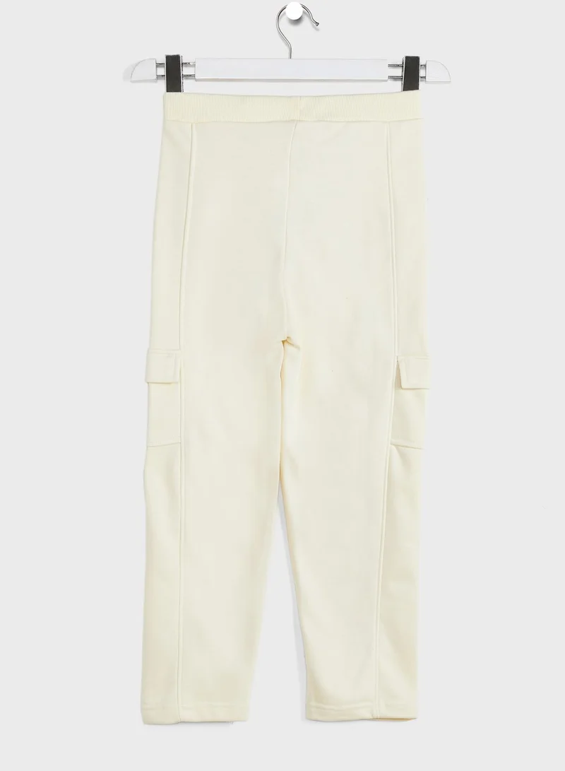 Pinata Solid Jogger With 2 Cargo Pockets