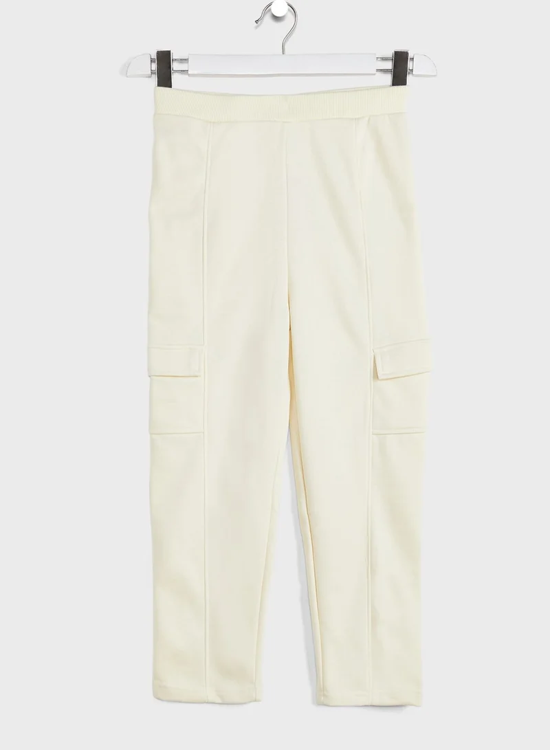 Pinata Solid Jogger With 2 Cargo Pockets