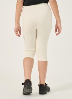 Styli Solid Capri Leggings with Elastic Waistband  - Image 4