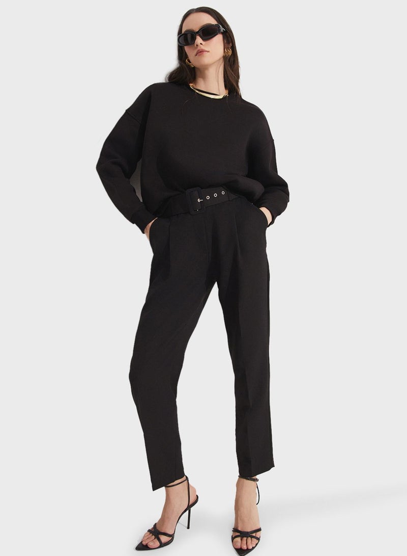 JUNE Essential Crew Neck Sweatshirt - Image 4