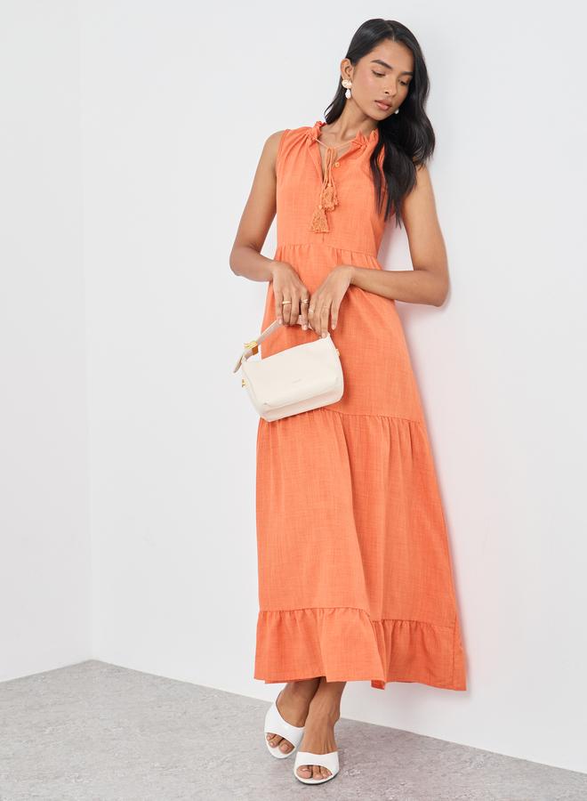 تايك تو فستان ماكسي طبقات بياقة  بدون أكمام وحافة مكشكشة - Image 1