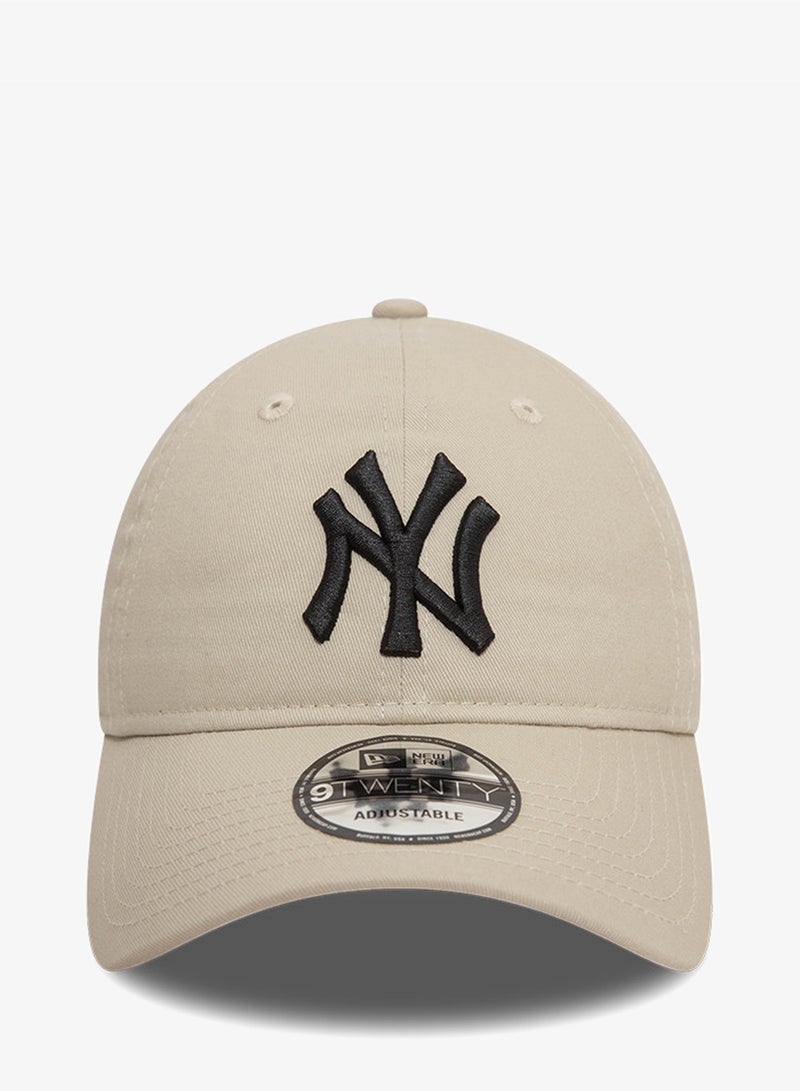 NEW ERA 9Forty New York Yankees Cap - Image 1