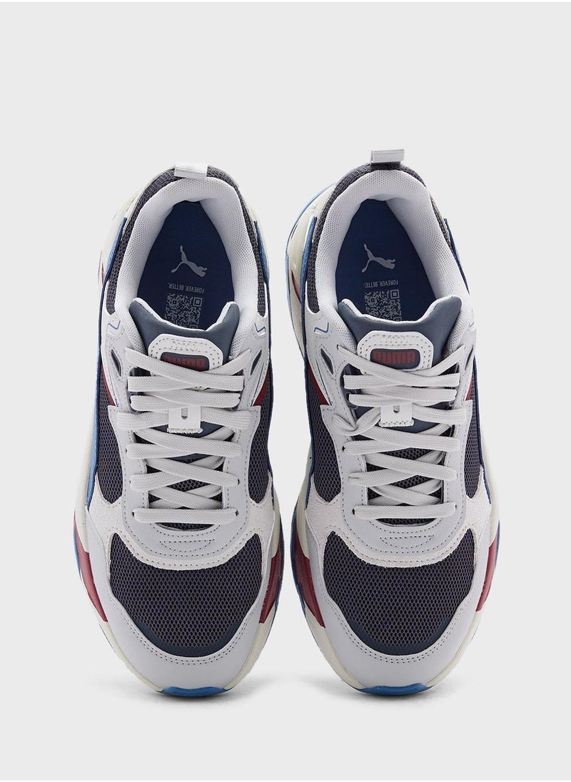 Trinity Sneakers