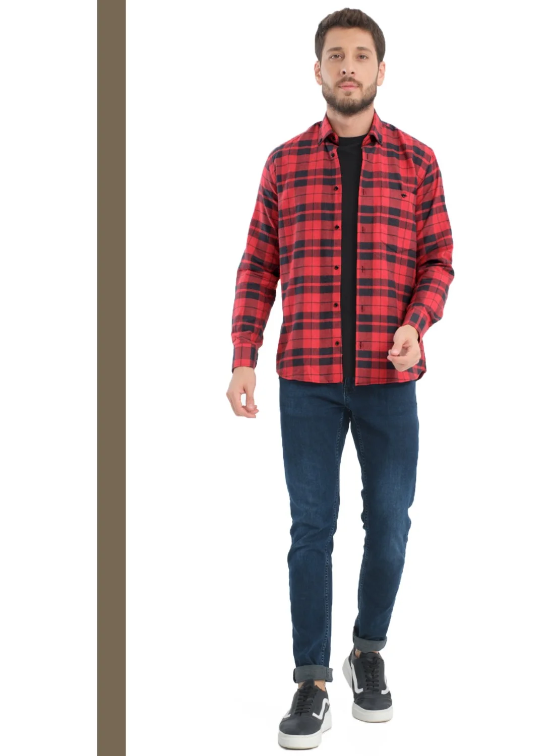 فاريتا Men's Dark Red Checkered Winter Woolen Pocket Wide Cut Shirt