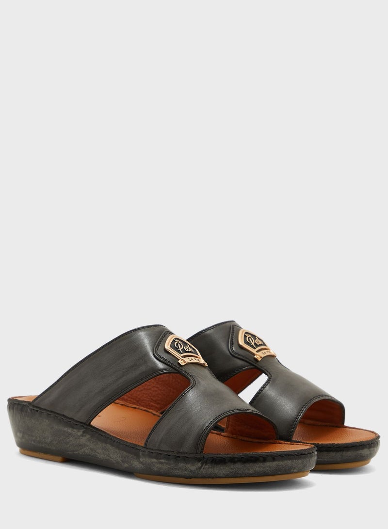 Posh La Vie Classy Arabic Sandals - Image 4